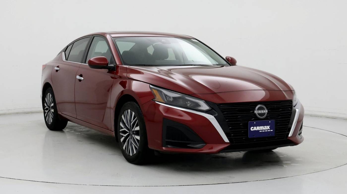 2023 Nissan Altima SV — Sedan — 42,307 mi — Independence, MO