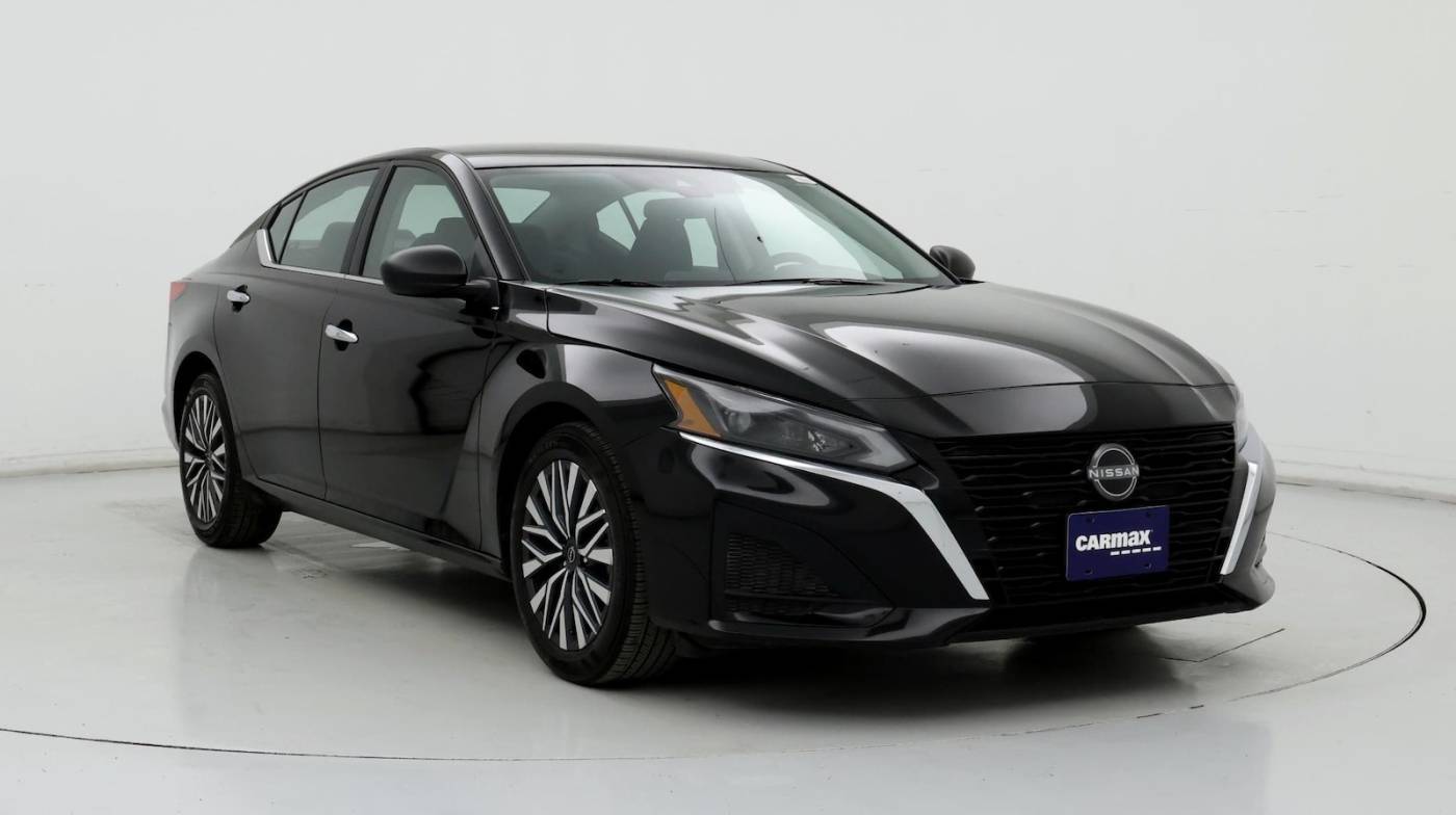 2024 Nissan Altima SV — Sedan — 16,168 mi — Independence, MO