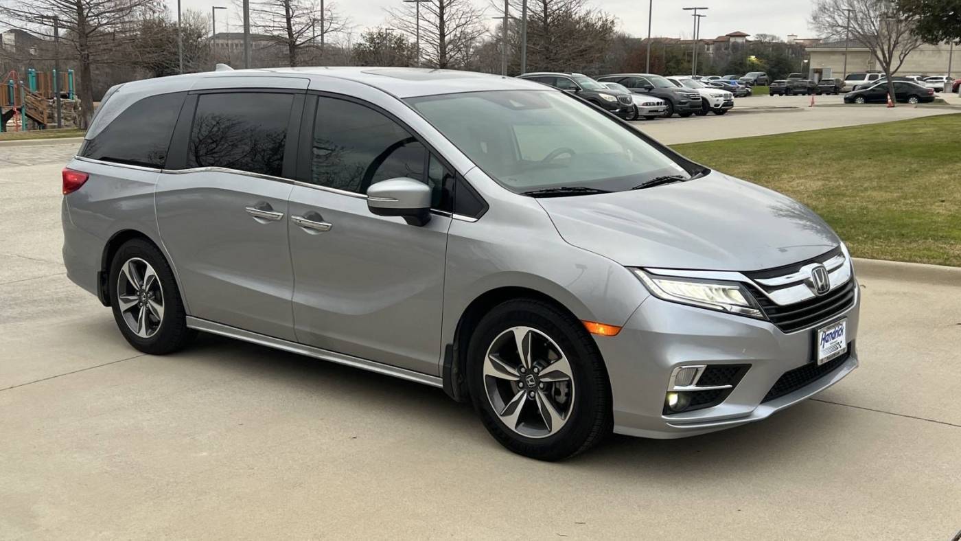 2019 Honda Odyssey Touring — Minivan — 28,026 mi — Frisco, TX