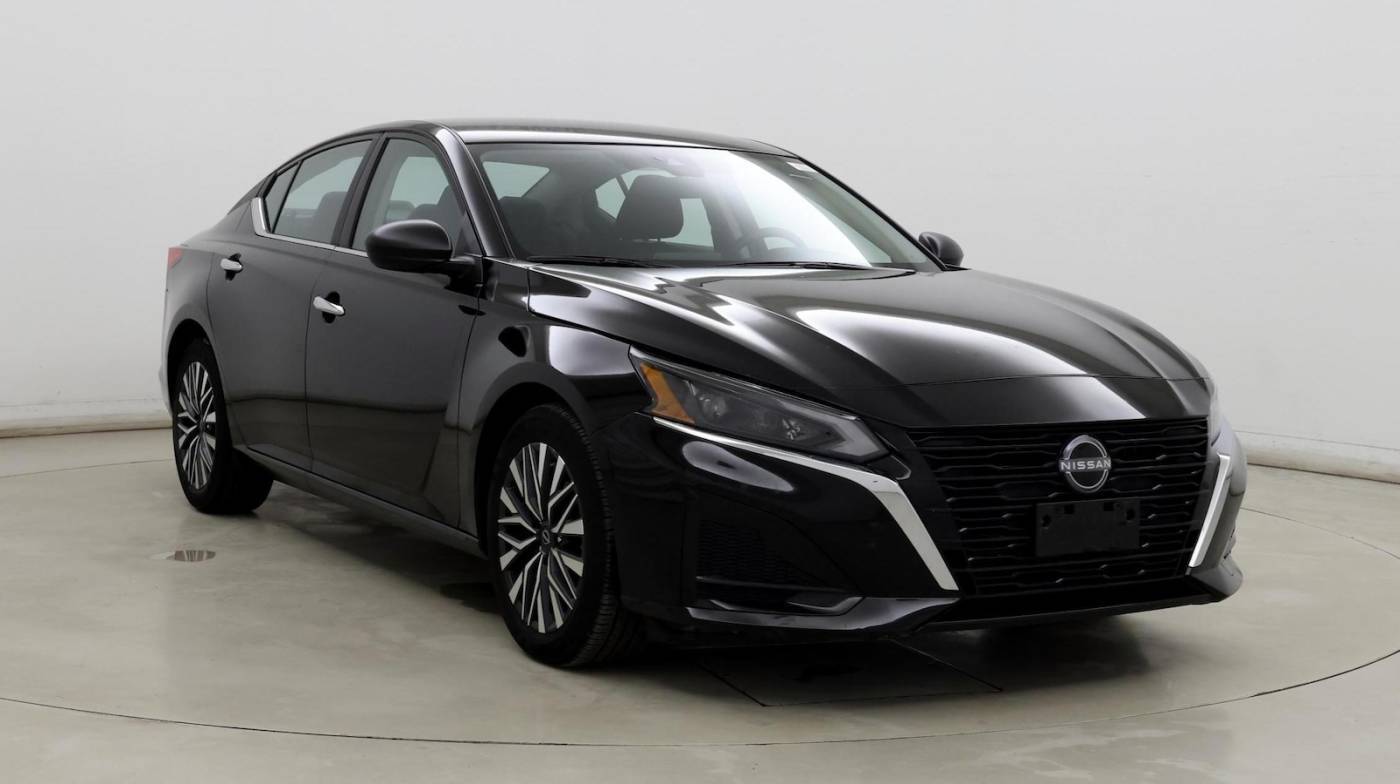 2024 Nissan Altima SV — Sedan — 11,689 mi — Indianapolis, IN