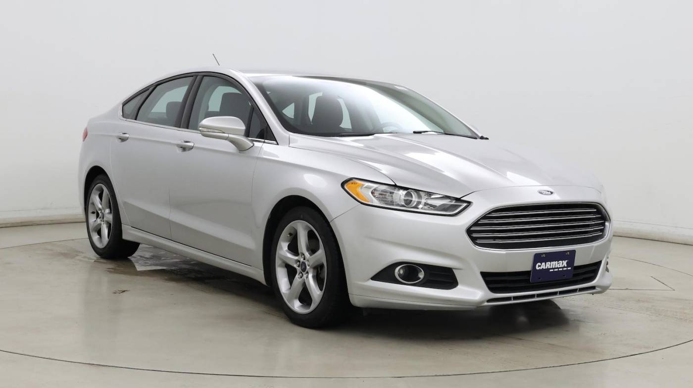 2016 Ford Fusion SE — Sedan — 124,281 mi — Indianapolis, IN