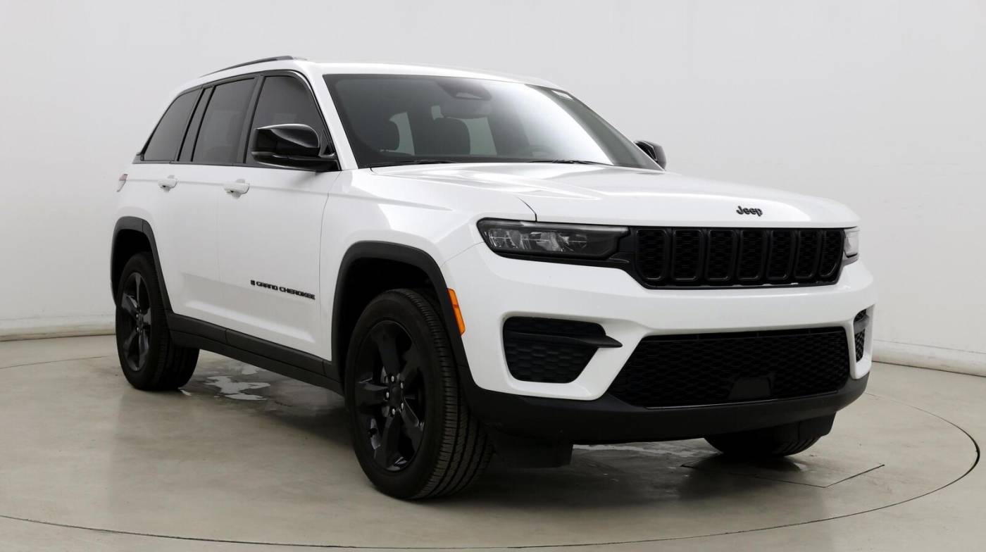 2023 Jeep Grand Cherokee Altitude — SUV — 11,636 mi — Indianapolis, IN