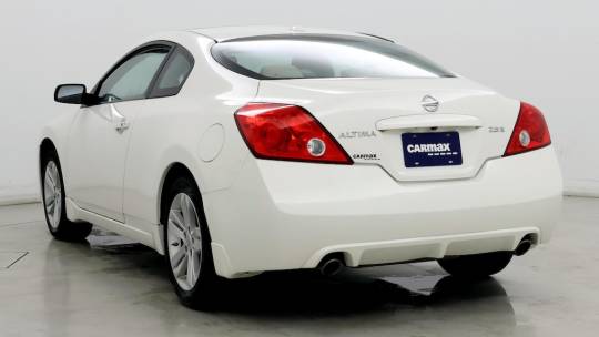 2008 altima coupe white