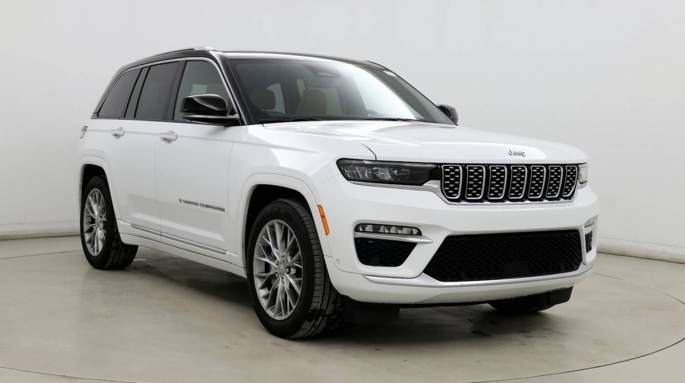 2023 Jeep Grand Cherokee Summit — SUV — 15,206 mi — Indianapolis, IN