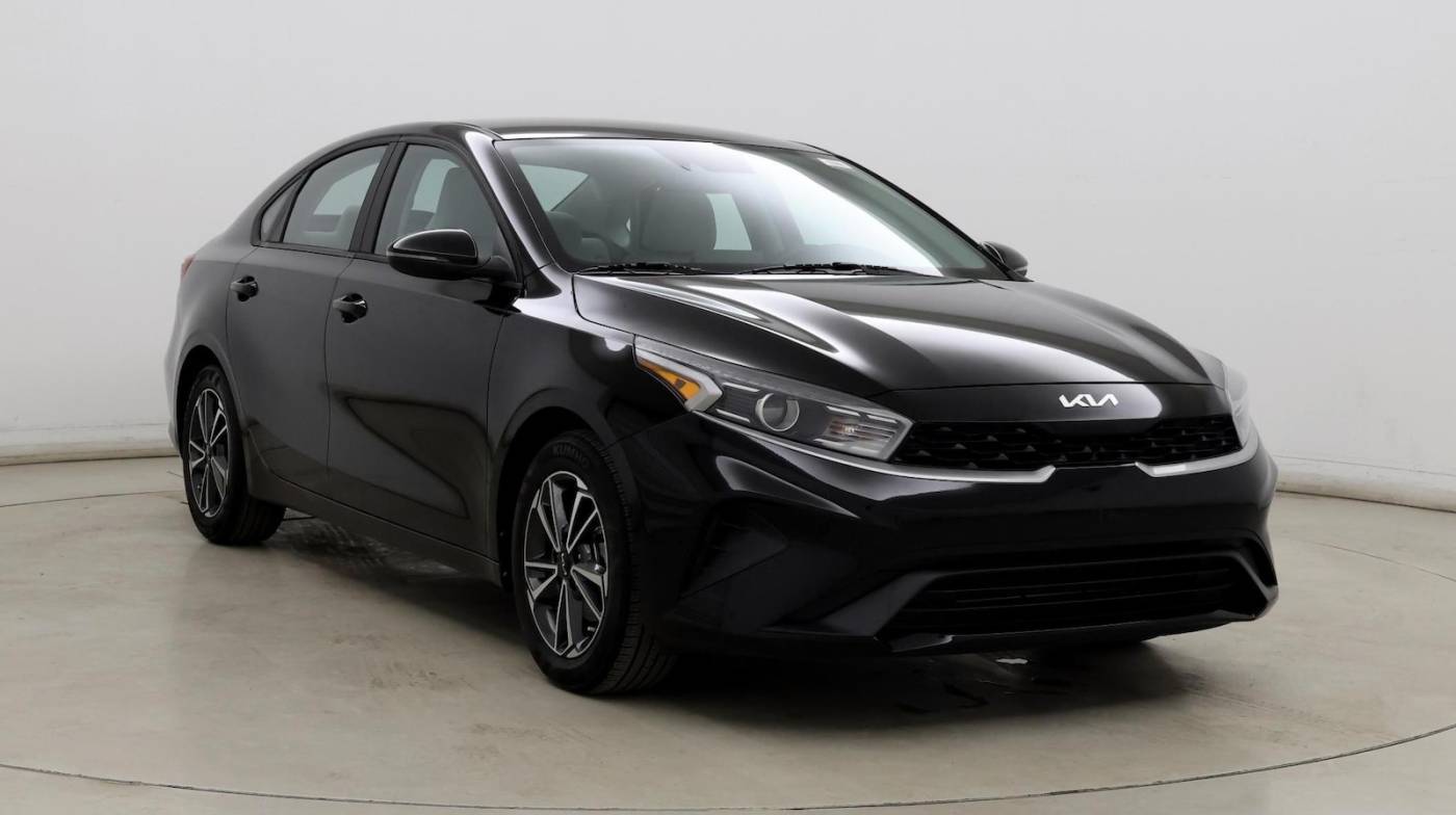 2022 Kia Forte LXS — Sedan — 16,870 mi — Indianapolis, IN