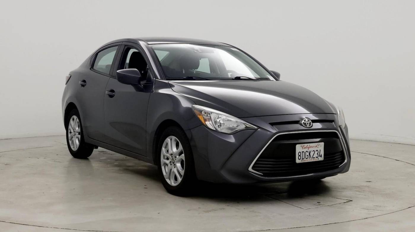 2018 Toyota Yaris iA Base — Sedan — 98,622 mi — Irvine, CA