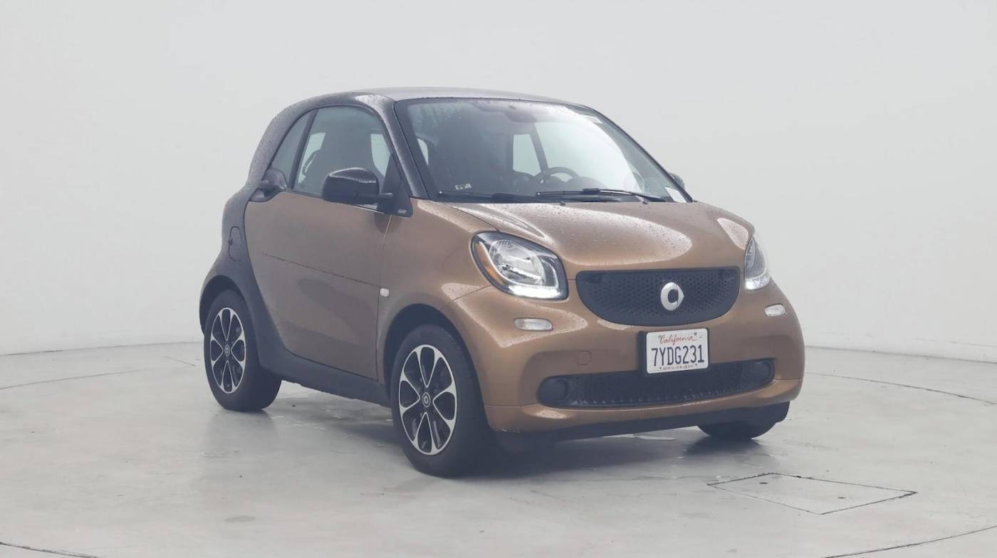 2016 smart fortwo Passion — Coupe — 8,925 mi — Irvine, CA