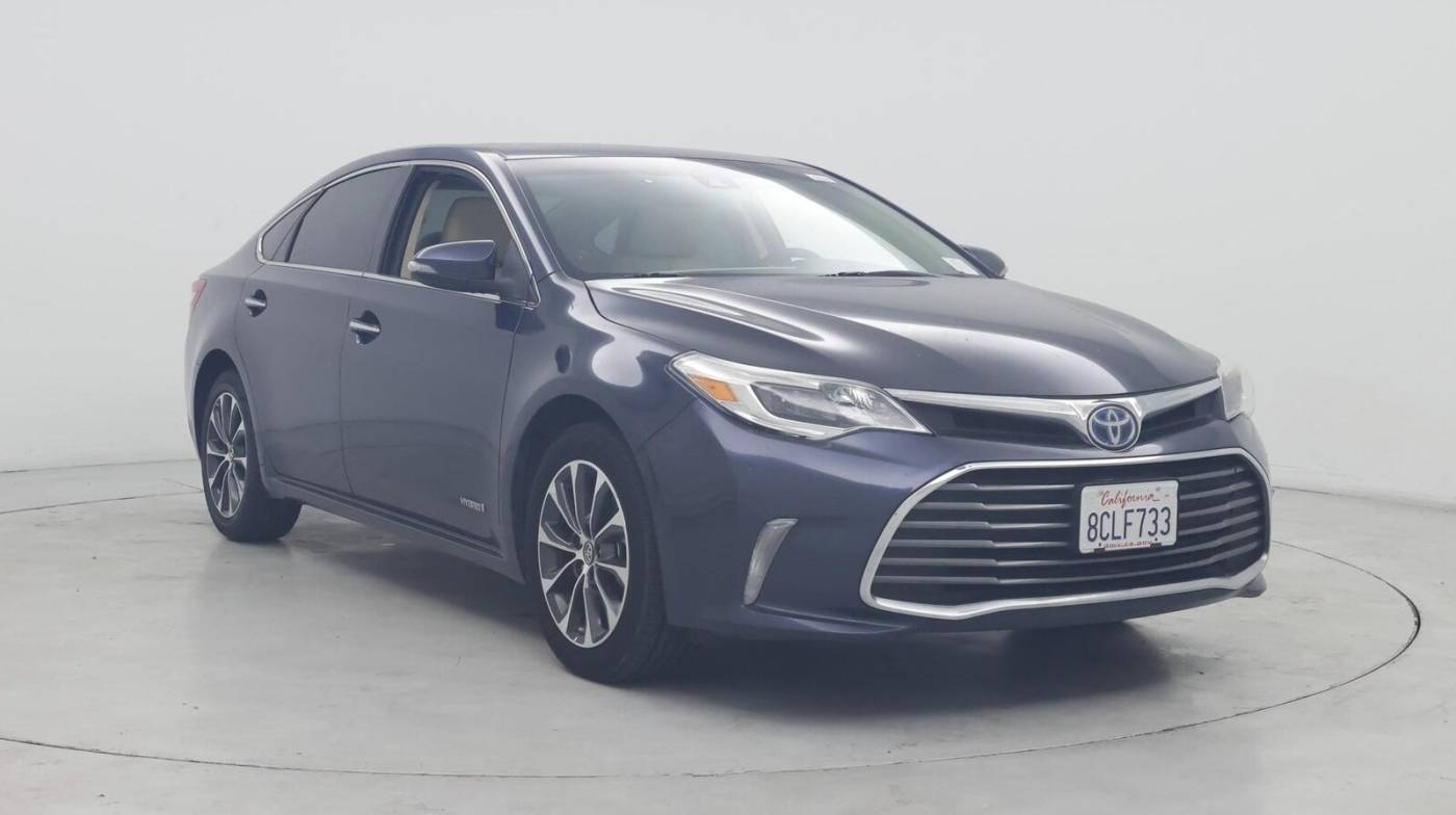 2018 Toyota Avalon Hybrid XLE Premium — Sedan — 95,843 mi — Irvine, CA