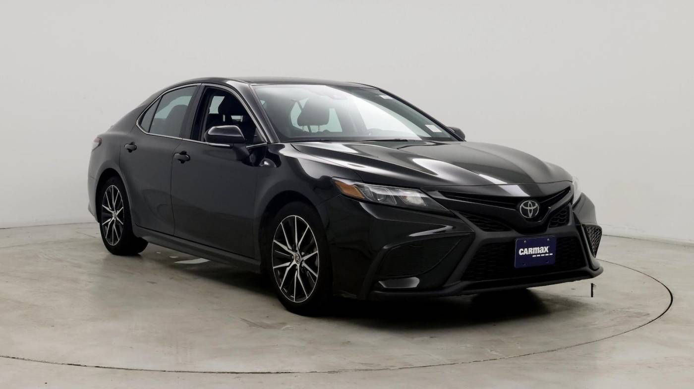 2021 Toyota Camry SE — Sedan — 36,675 mi — Irvine, CA