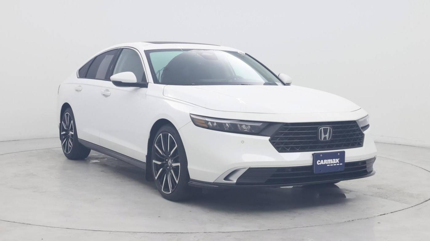 2023 Honda Accord Hybrid Touring — Sedan — 15,785 mi — Irvine, CA