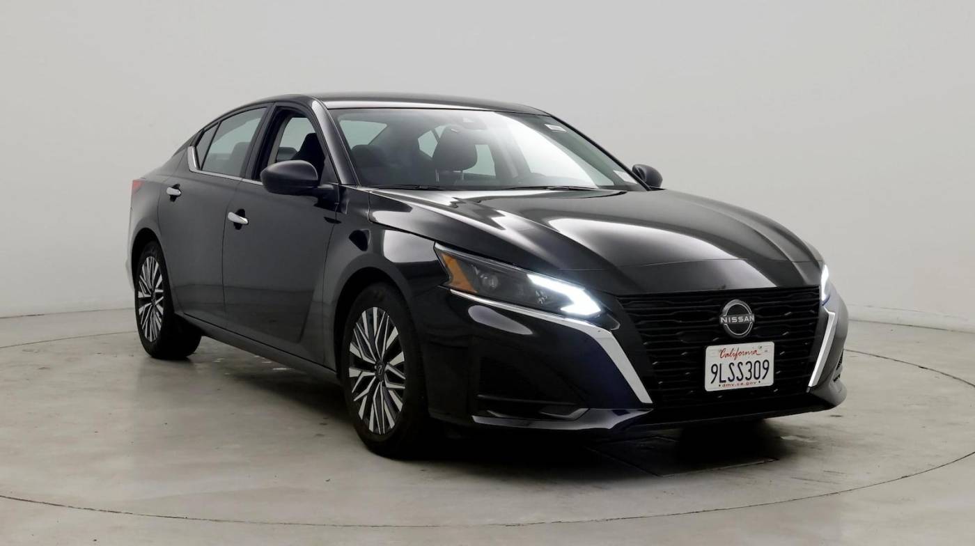 2024 Nissan Altima SV — Sedan — 13,872 mi — Irvine, CA