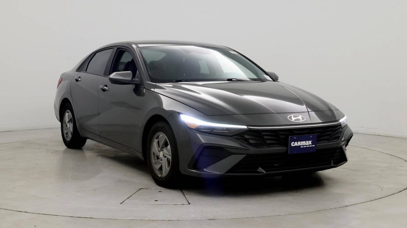 2024 Hyundai Elantra SE — Sedan — 20,530 mi — Irvine, CA