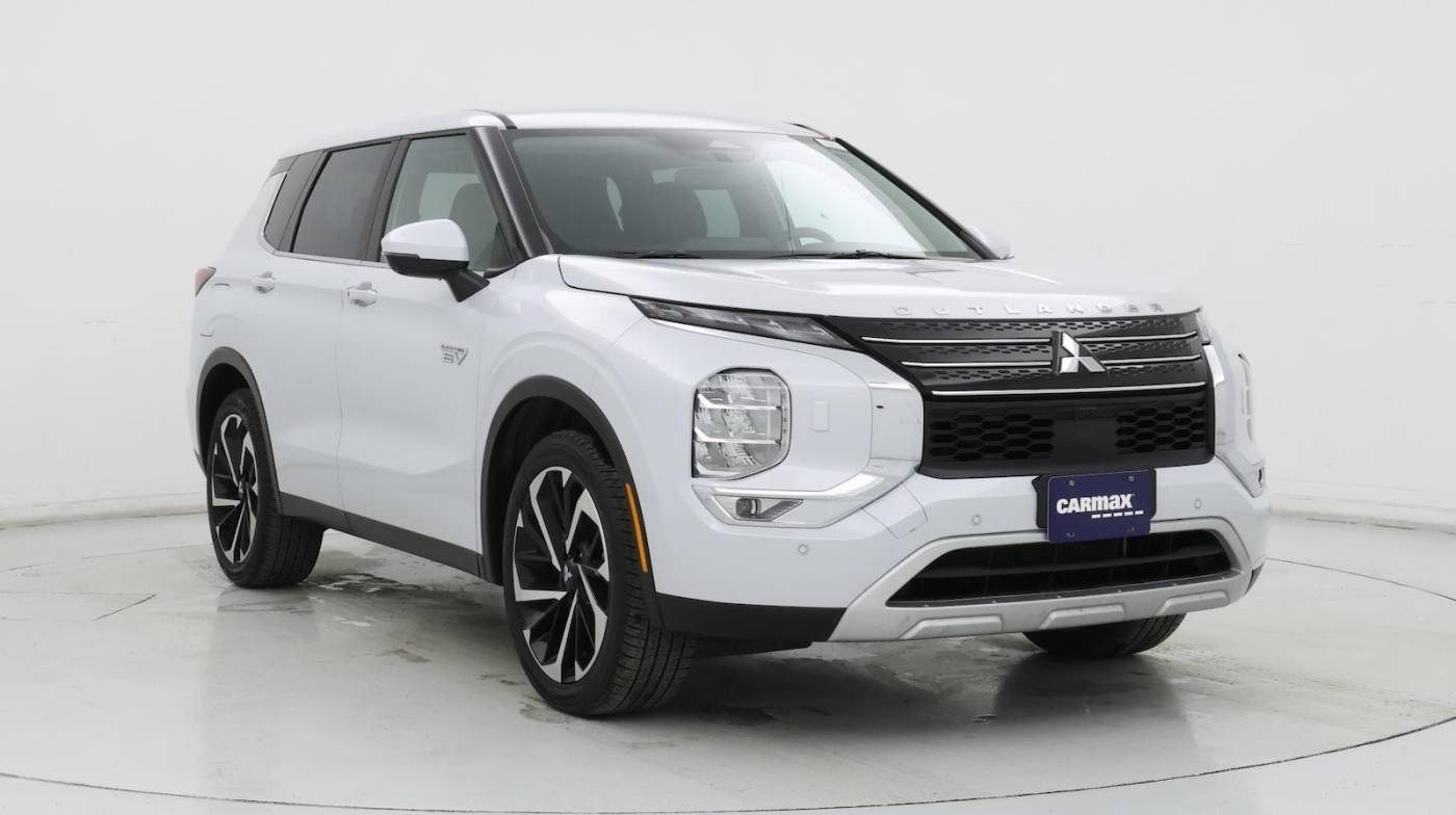 2023 Mitsubishi Outlander Plug-In Hybrid SE — SUV — 18,175 mi — Brooklyn Park, MN