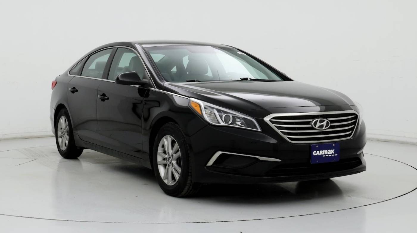 2016 Hyundai Sonata SE — Sedan — 84,241 mi — Brooklyn Park, MN