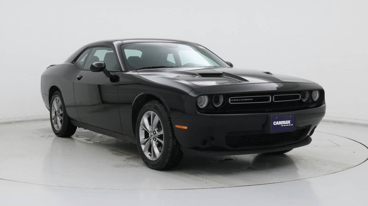 2020 Dodge Challenger SXT — Coupe — 54,006 mi — Brooklyn Park, MN