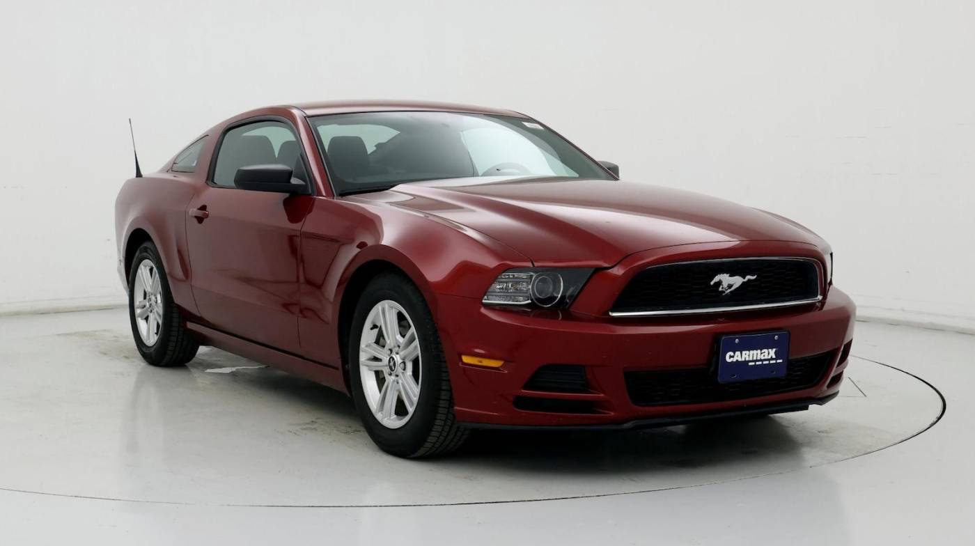 2014 Ford Mustang V6 — Coupe — 15,575 mi — Brooklyn Park, MN