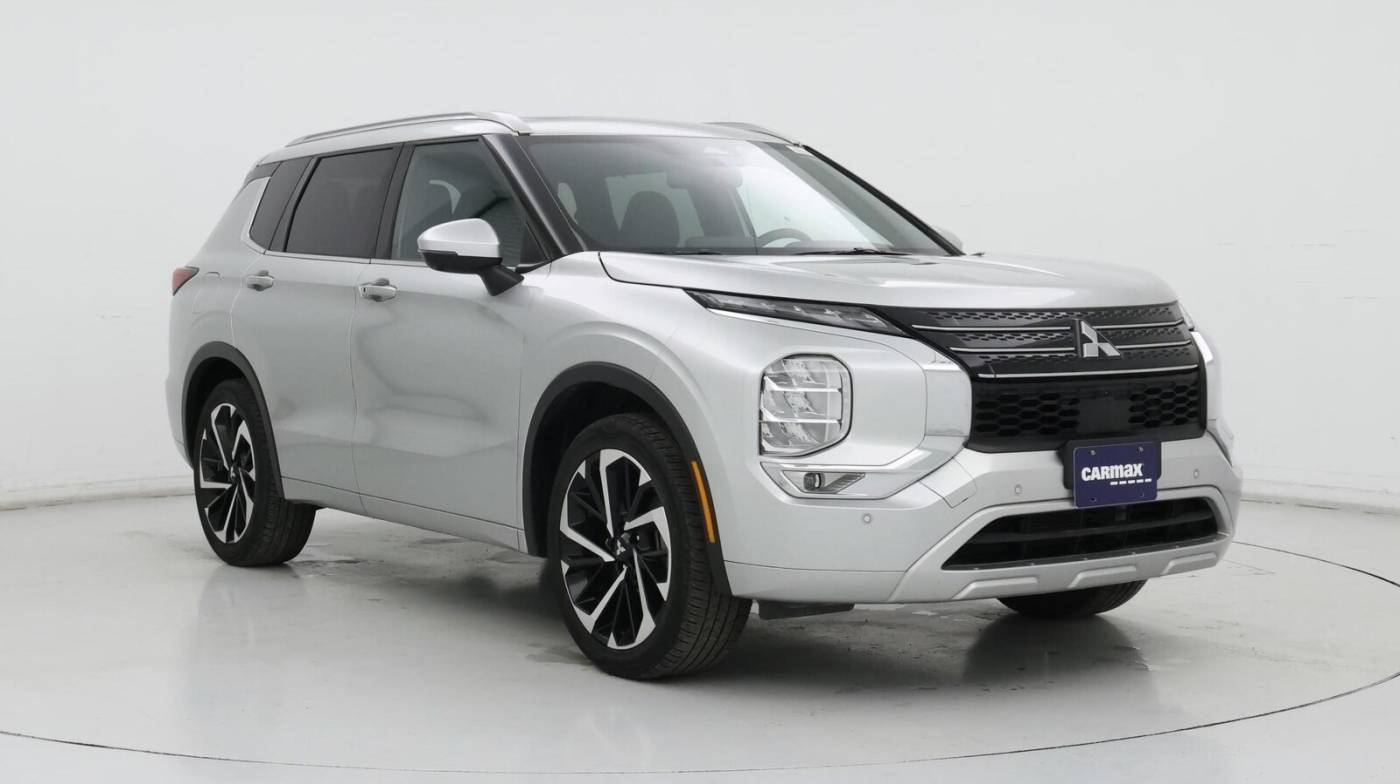 2022 Mitsubishi Outlander SEL — SUV — 26,598 mi — Brooklyn Park, MN