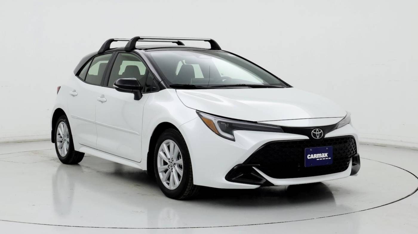 2024 Toyota Corolla Hatchback SE — Hatchback — 640 mi — Brooklyn Park, MN
