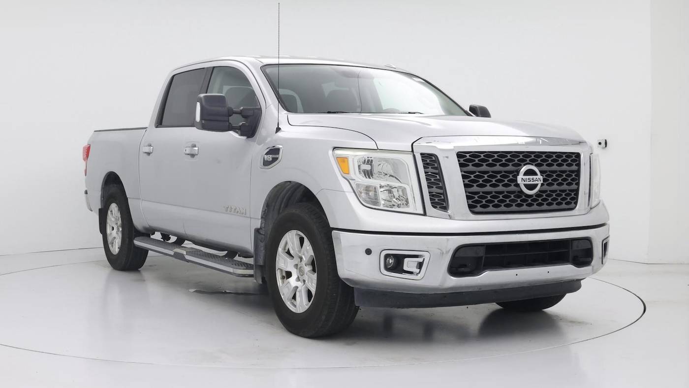 2017 Nissan Titan