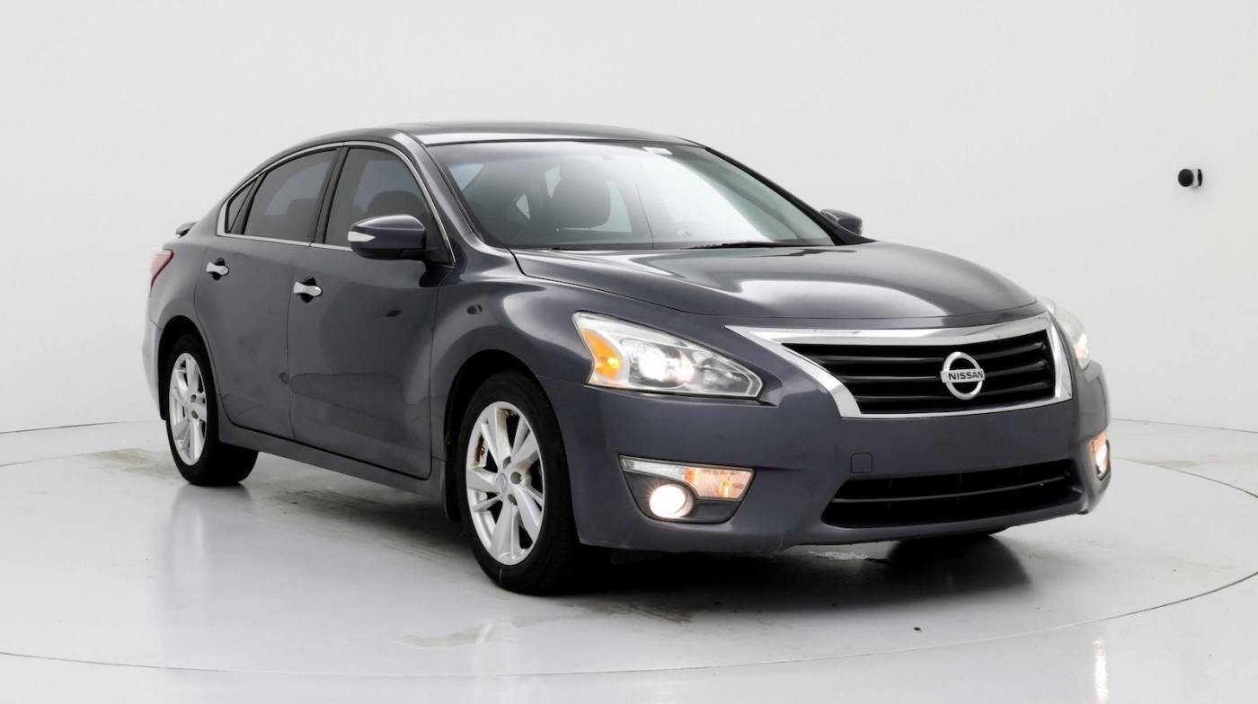 2013 Nissan Altima 2.5 SV — Sedan — 110,363 mi — Jackson, MS