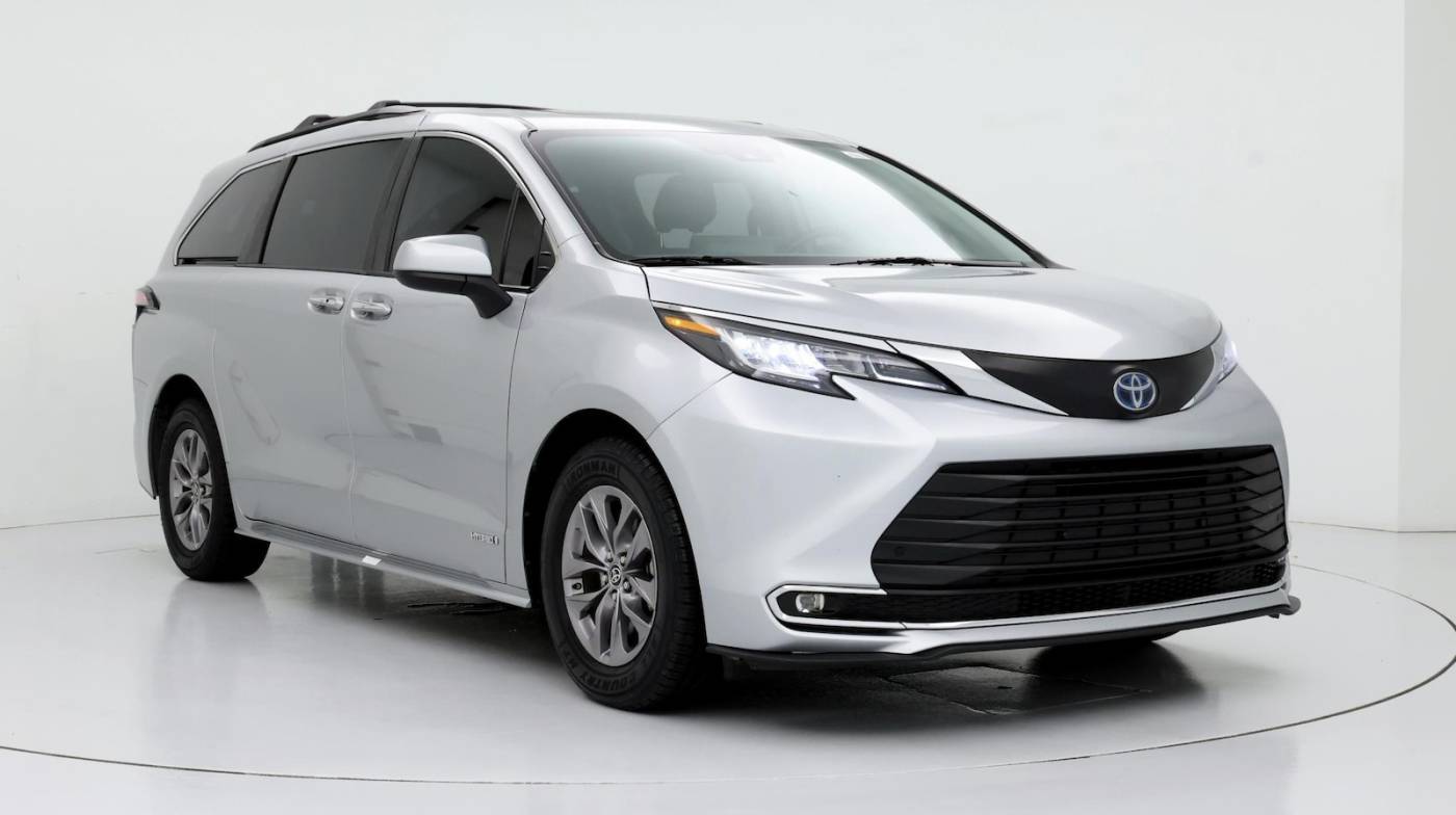 2021 Toyota Sienna XLE — Minivan — 85,022 mi — Jackson, MS