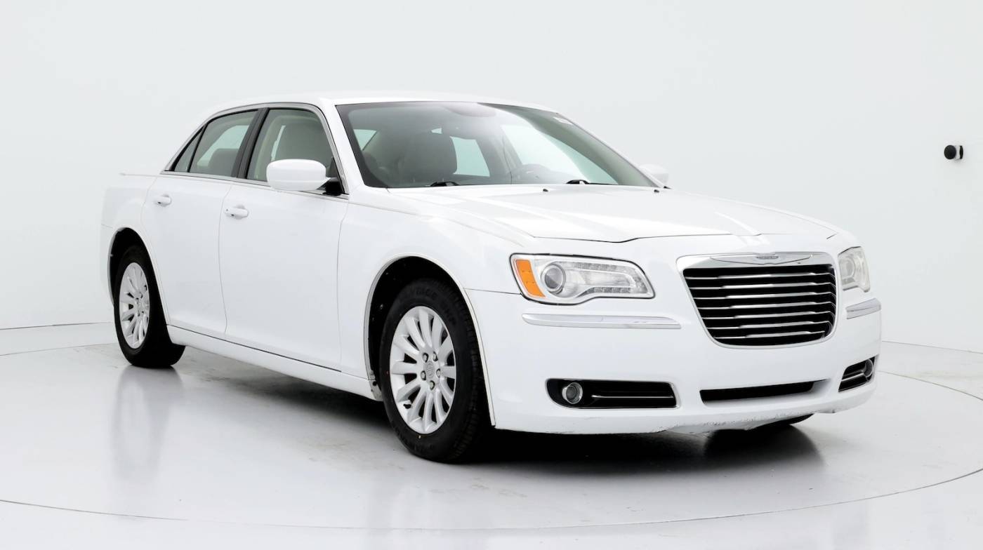 2014 Chrysler 300 Base — Sedan — 33,580 mi — Jackson, MS