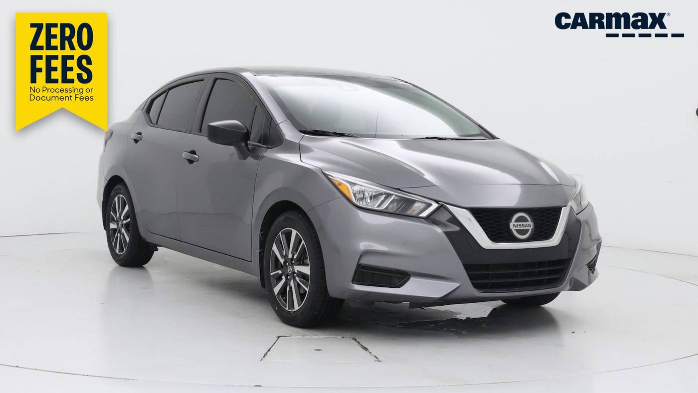 2022 Nissan Versa SV