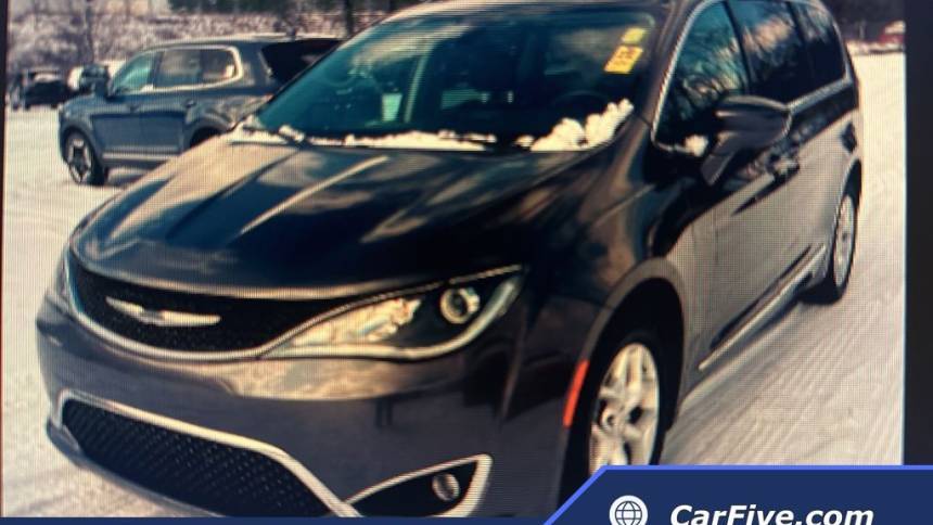 2017 Chrysler Pacifica Touring L Plus — Minivan — 111,986 mi — Nahua, NH
