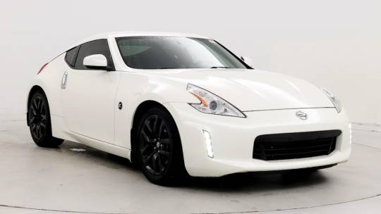 white nissan 370z for sale