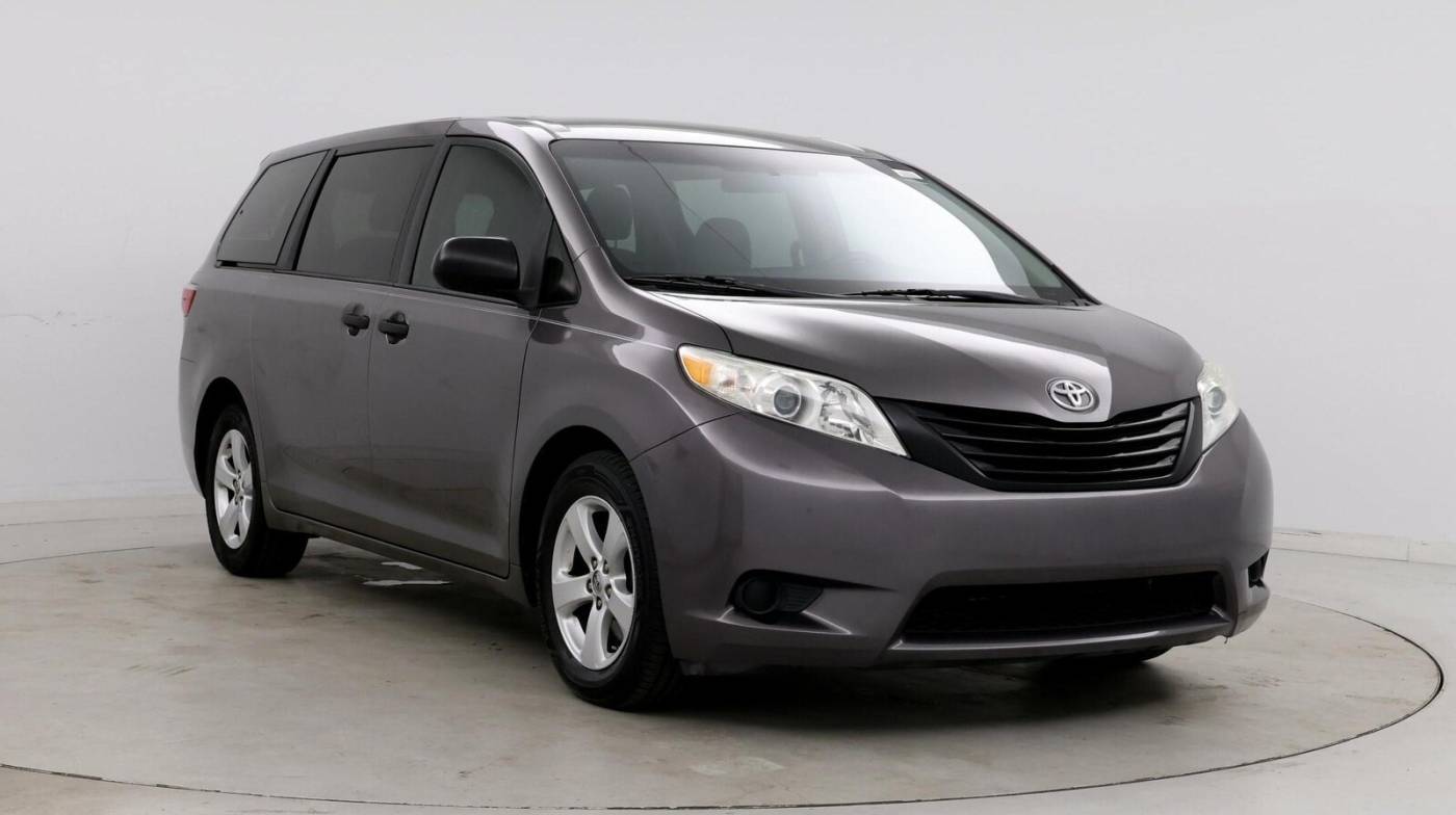2015 Toyota Sienna L — Minivan — 94,165 mi — Jacksonville, FL
