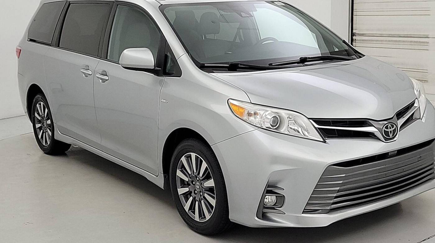 2020 Toyota Sienna XLE — Minivan — 47,708 mi — Jacksonville, FL