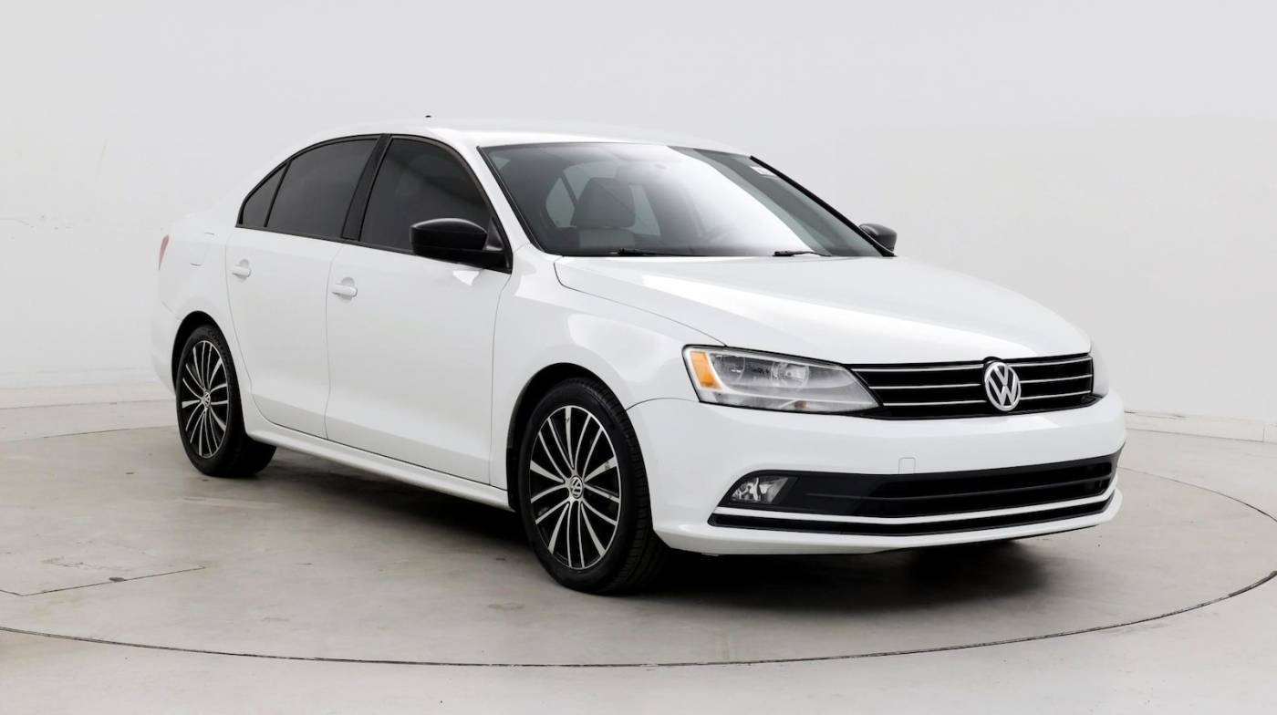 2016 Volkswagen Jetta 1.8T Sport — Sedan — 102,033 mi — Jacksonville, FL