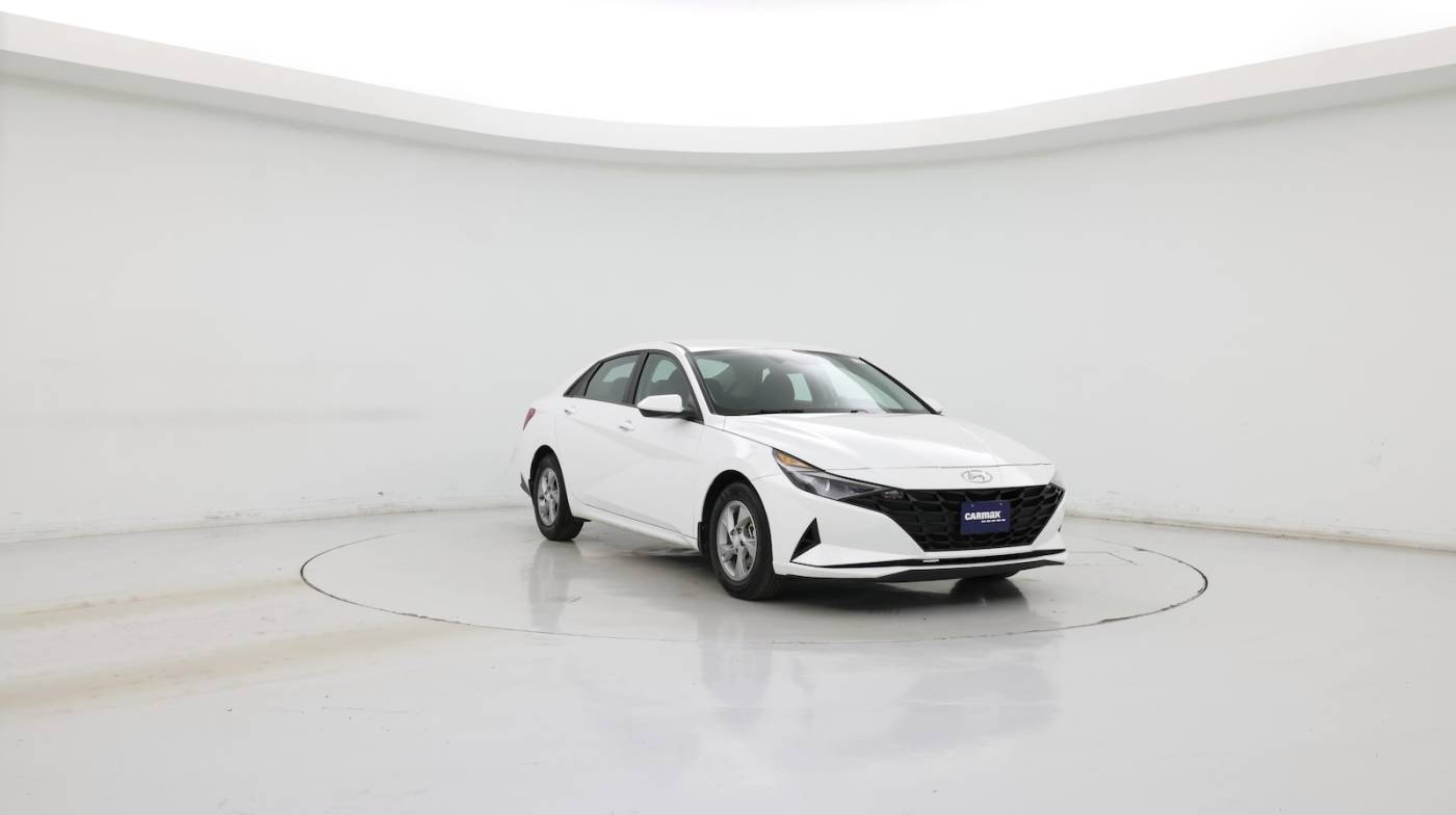 2023 Hyundai Elantra SE — Sedan — 19,739 mi — Merriam, KS