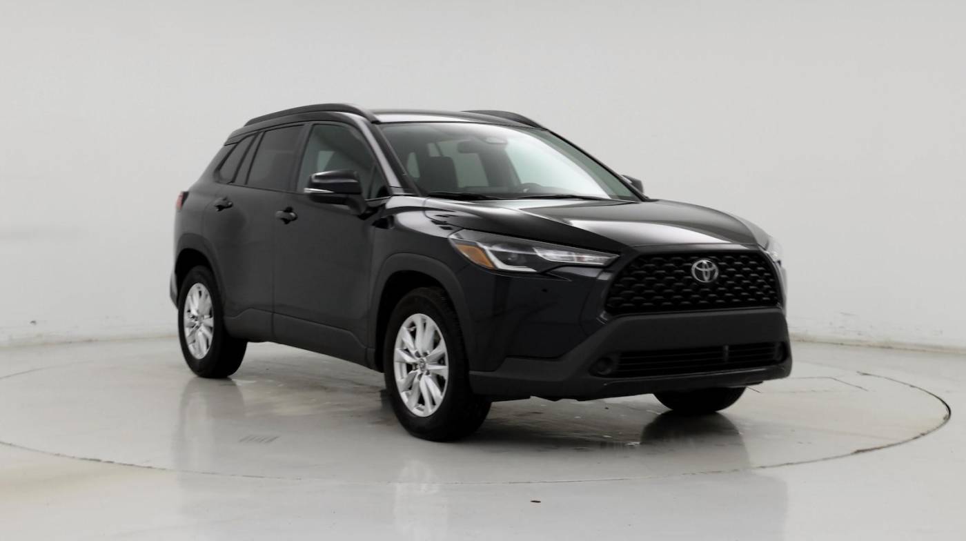 2024 Toyota Corolla Cross LE — SUV — 18,777 mi — Merriam, KS