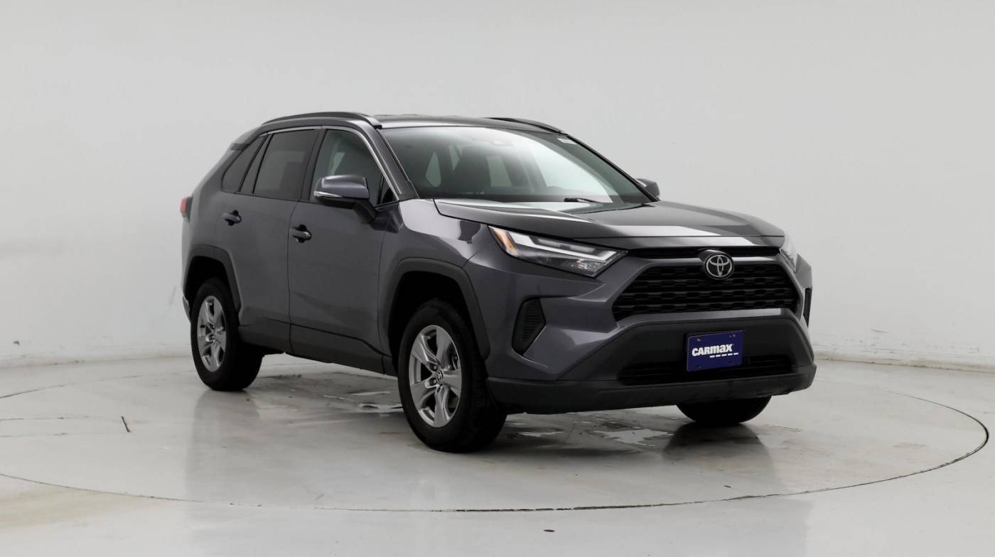 2024 Toyota RAV4 XLE — SUV — 17,313 mi — Merriam, KS