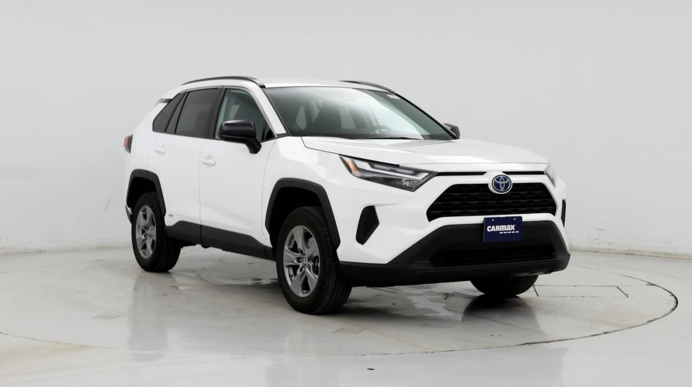 2024 Toyota RAV4 Hybrid LE — SUV — 9,106 mi — Merriam, KS