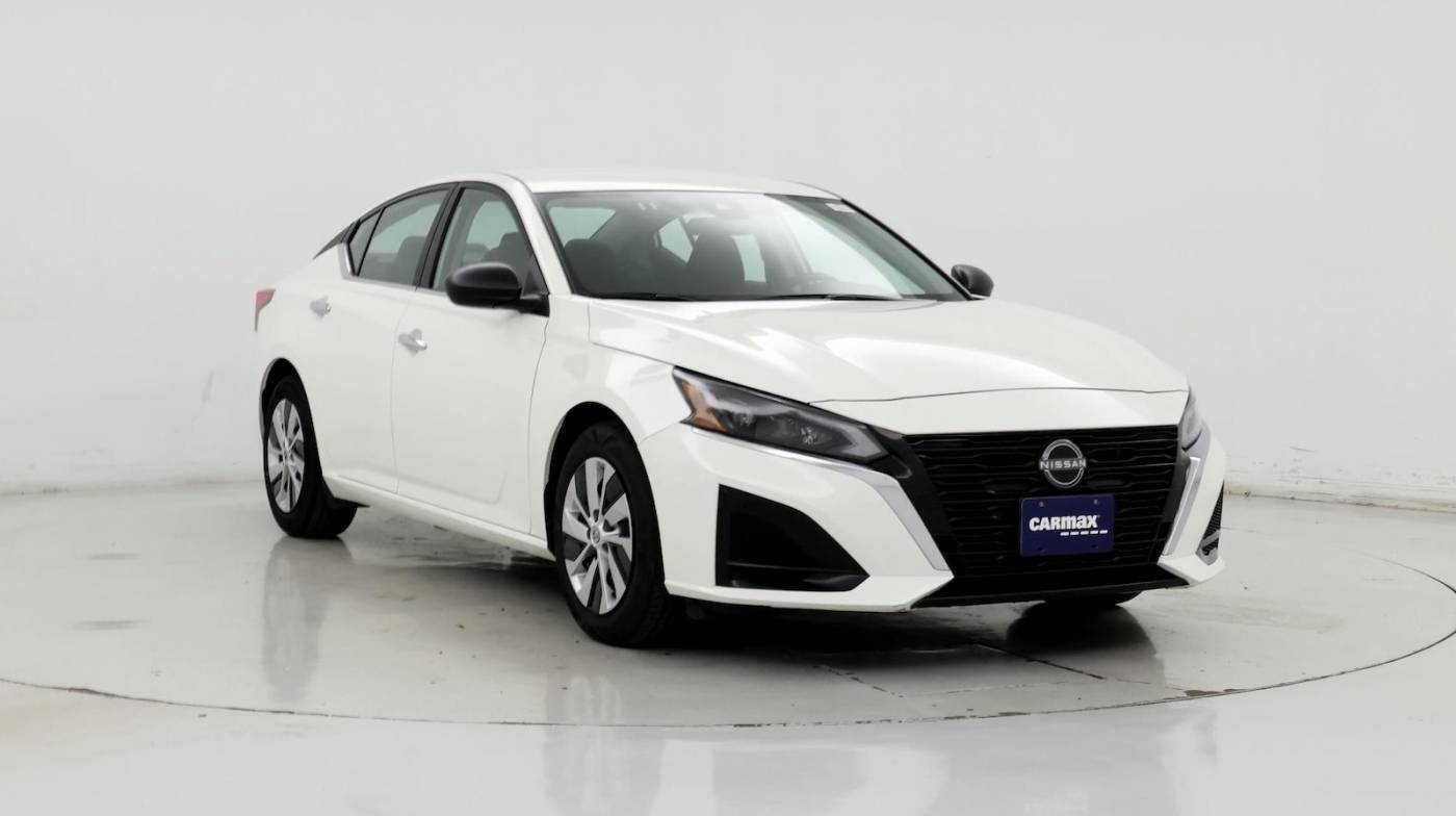 2024 Nissan Altima S — Sedan — 19,719 mi — Merriam, KS