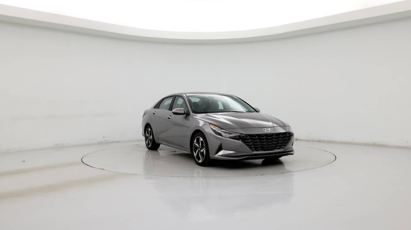 2023 Hyundai Elantra Limited — Sedan — 10,421 mi — Merriam, KS