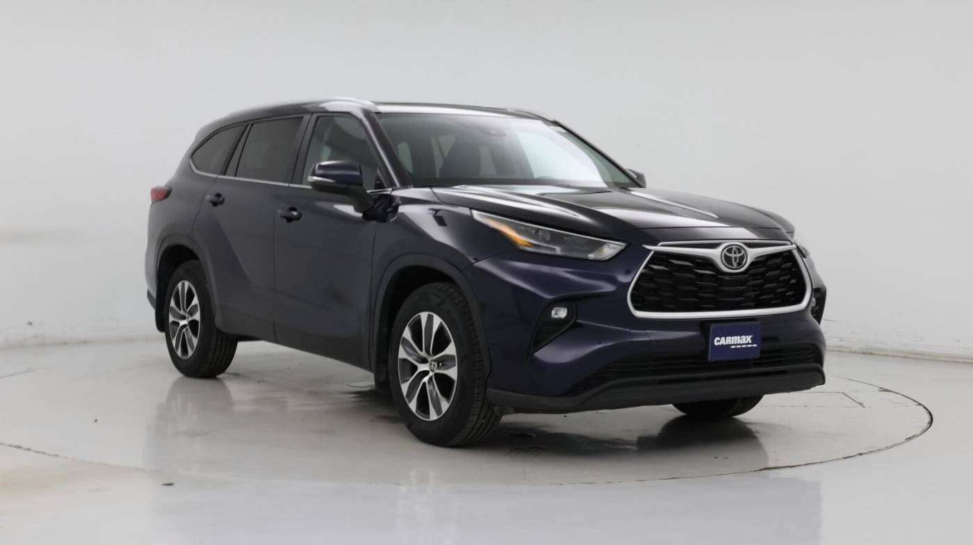 2023 Toyota Highlander XLE — SUV — 46,026 mi — Merriam, KS