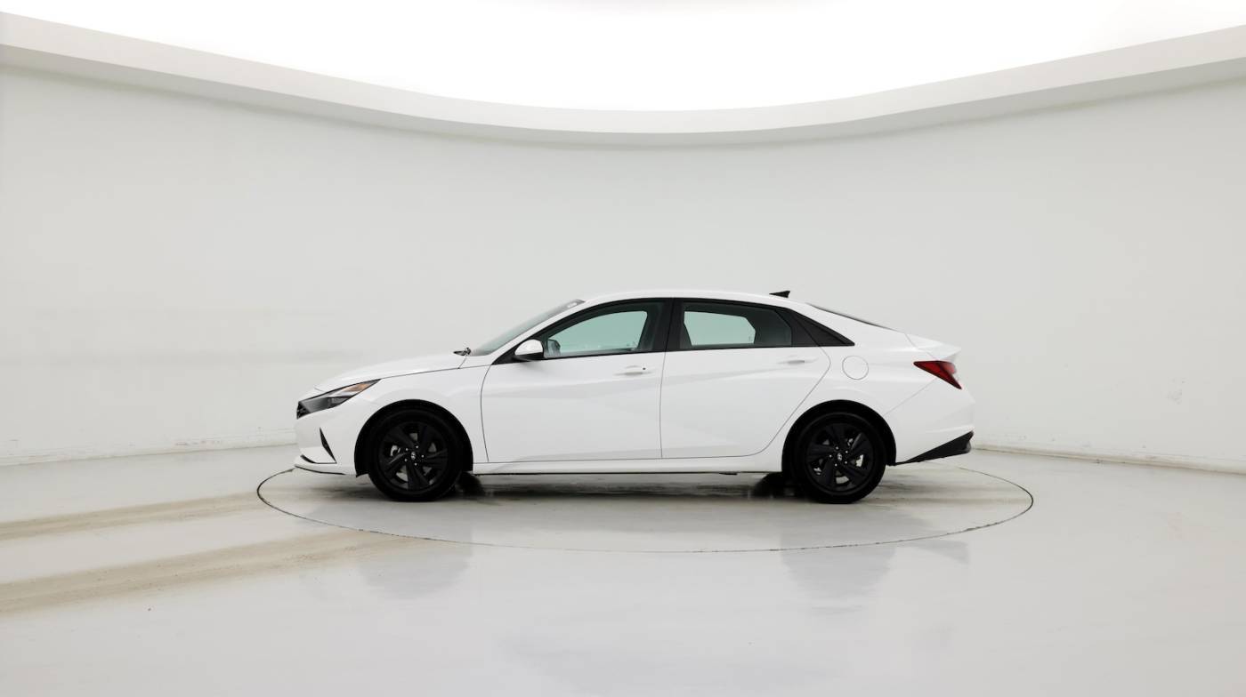 2023 Hyundai Elantra SEL — Sedan — 38,756 mi — Merriam, KS