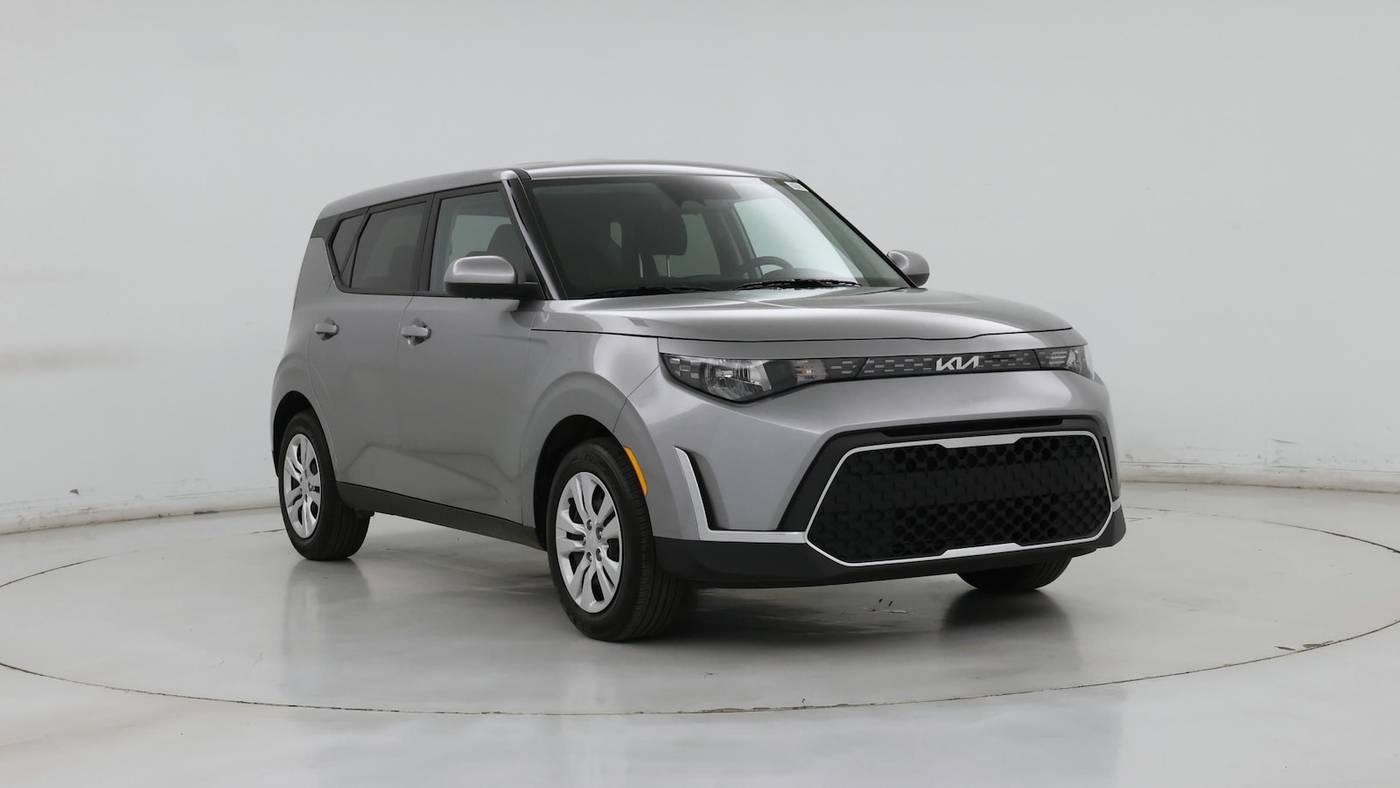 2025 Kia Soul LX — Hatchback — 13,757 mi — Merriam, KS