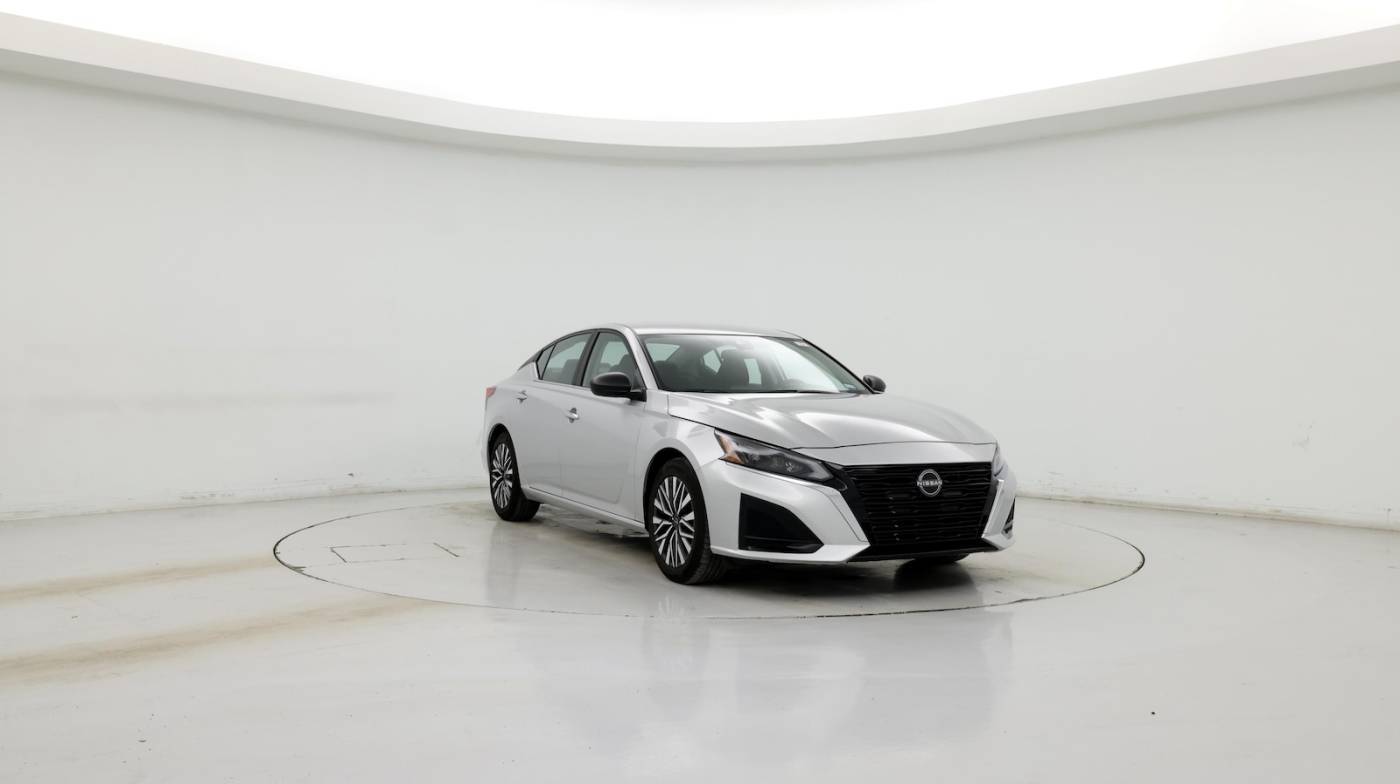 2024 Nissan Altima SV — Sedan — 30,500 mi — Merriam, KS