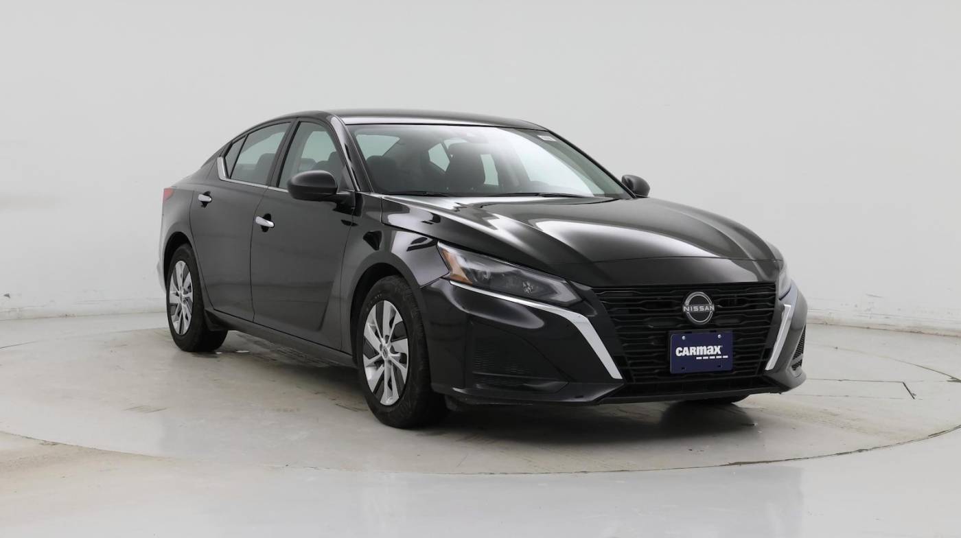 2024 Nissan Altima S — Sedan — 19,315 mi — Merriam, KS