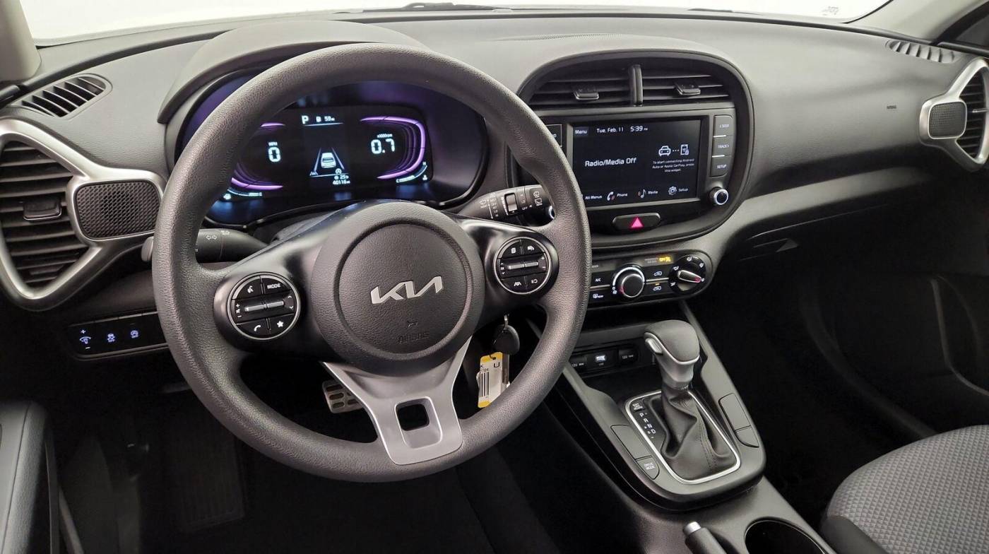 2023 Kia Soul LX — Hatchback — 40,100 mi — Merriam, KS
