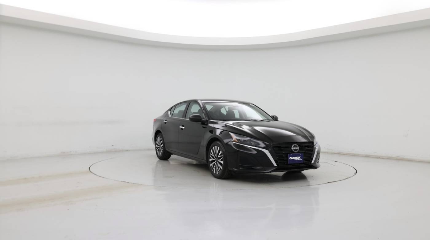 2024 Nissan Altima SV — Sedan — 20,763 mi — Merriam, KS