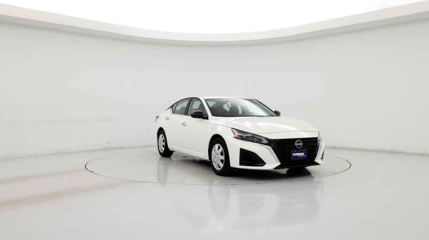 2024 Nissan Altima S — Sedan — 15,801 mi — Merriam, KS
