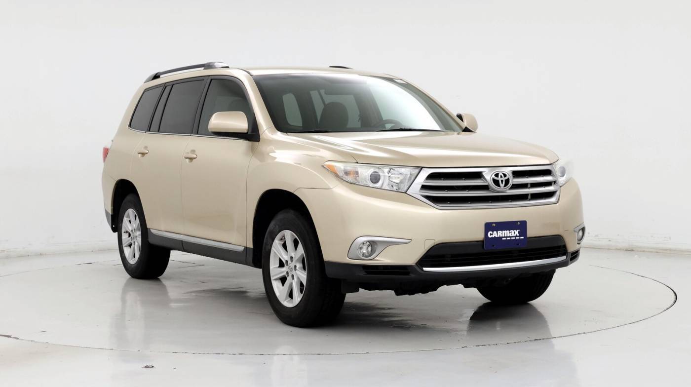 2013 Toyota Highlander Plus — SUV — 123,280 mi — Merriam, KS