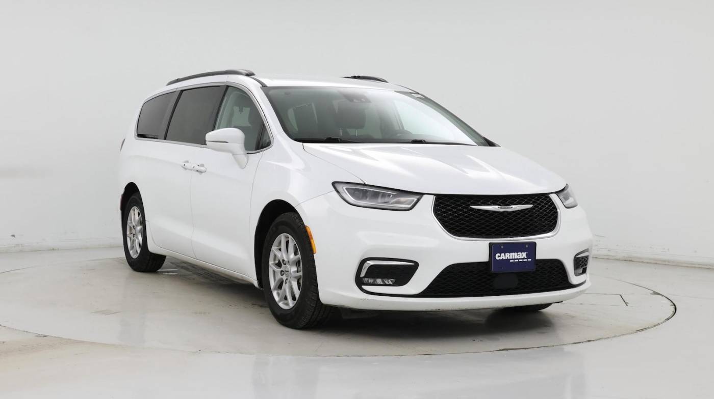 2022 Chrysler Pacifica Touring L — Minivan — 52,444 mi — Merriam, KS