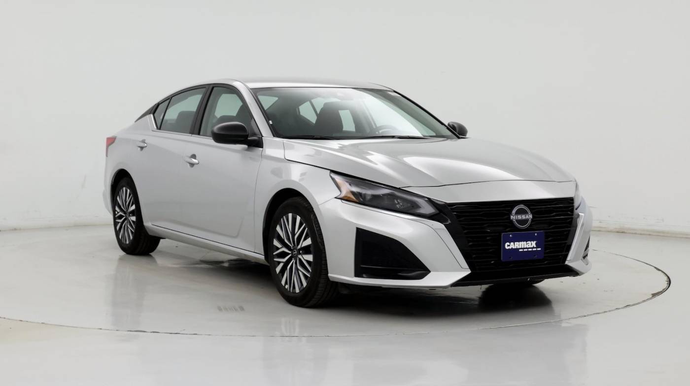 2024 Nissan Altima SV — Sedan — 13,658 mi — Merriam, KS