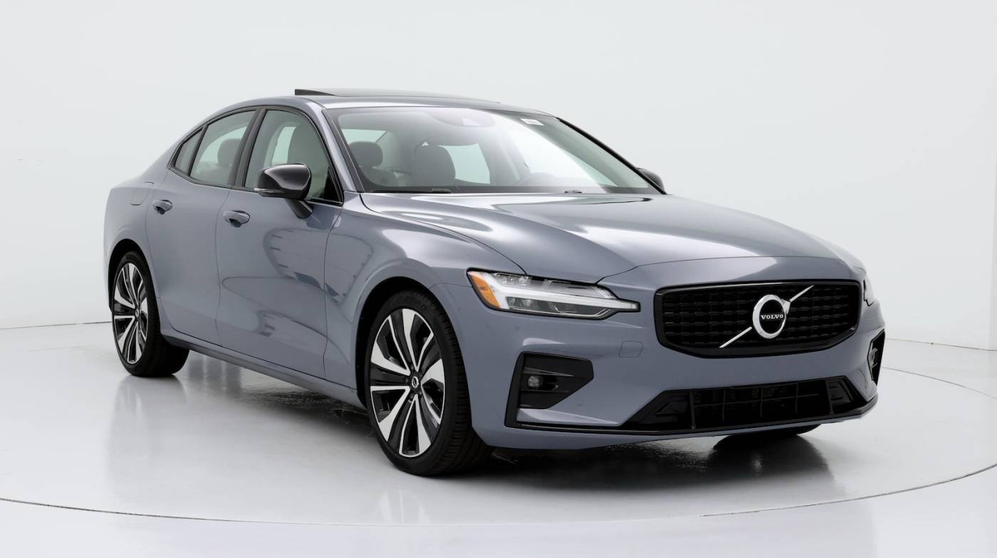 2022 Volvo S60 Momentum — Sedan — 18,308 mi — Merriam, KS